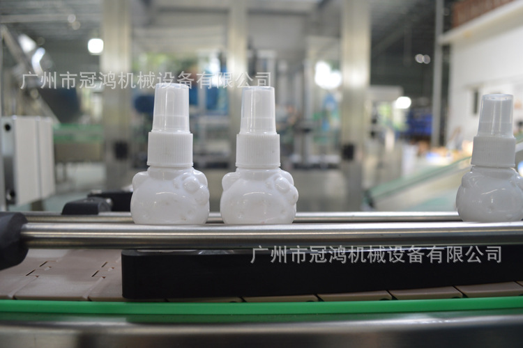 12头自流式灌装旋盖线750-500-5