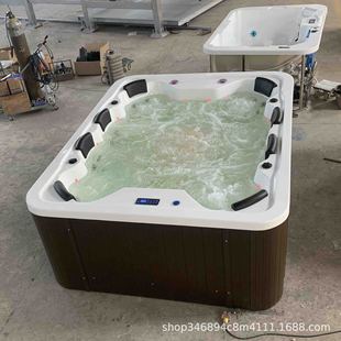 ԡ8ˮ^eƵ˴Jacuzzi hot tub