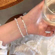簡約設計感鹼水面包銀色蝴蝶結蛇骨手鏈套裝女疊戴百搭高級感手飾