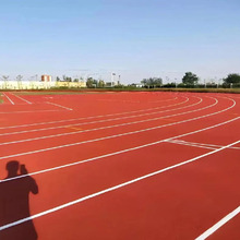 塑膠跑道廠家epdm顆粒透氣型新國標學校專業操場足球場跑道場地