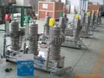 生产 6KV 10KV 12KV 柱上高压真空断路器 ZWM9