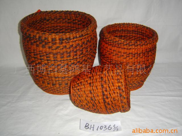 供应柳草竹藤芒篮,筐,化妆盒