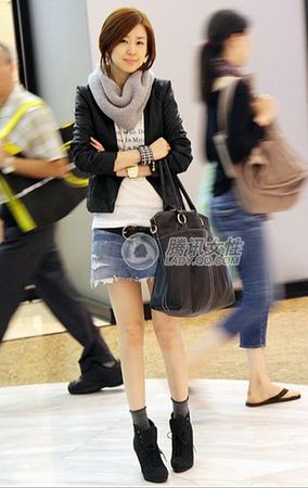 2010年春装流行 时髦ol必备的闪耀单品