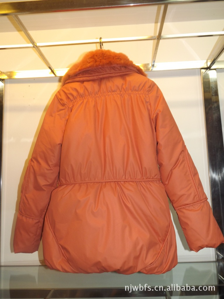 欧美外贸 2011冬装新款女 newlait 短款长袖羽绒服 品牌:newlait纽