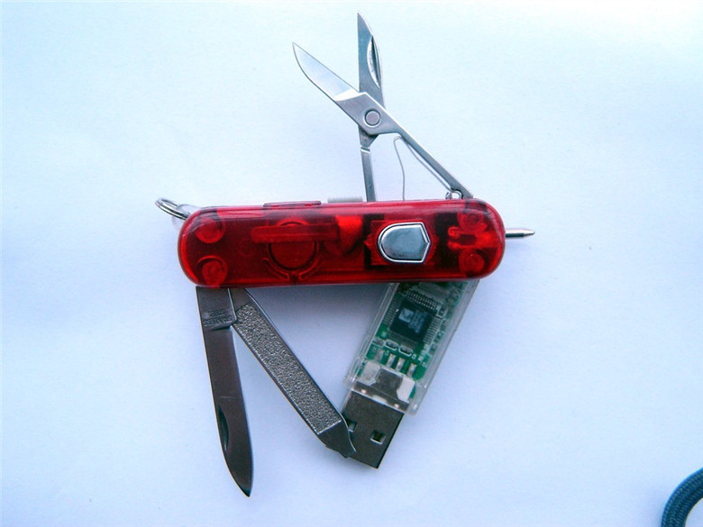 供应 瑞士军刀u盘 多功能军刀u盘 礼品u盘