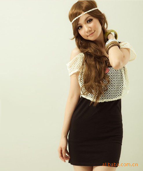 【台湾服装】2011春装 两件套 t恤 波浪纹 背心 黑色 28.00元/件