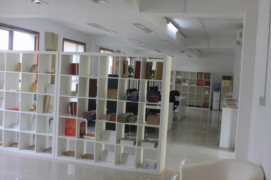 上海分公司产品展示区1