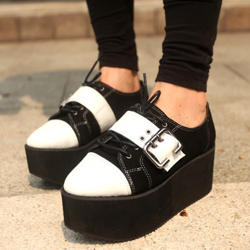 爆潮日本杂志同款 真皮拼色系带尖头厚底松糕鞋 搭扣短靴子122-9 98.