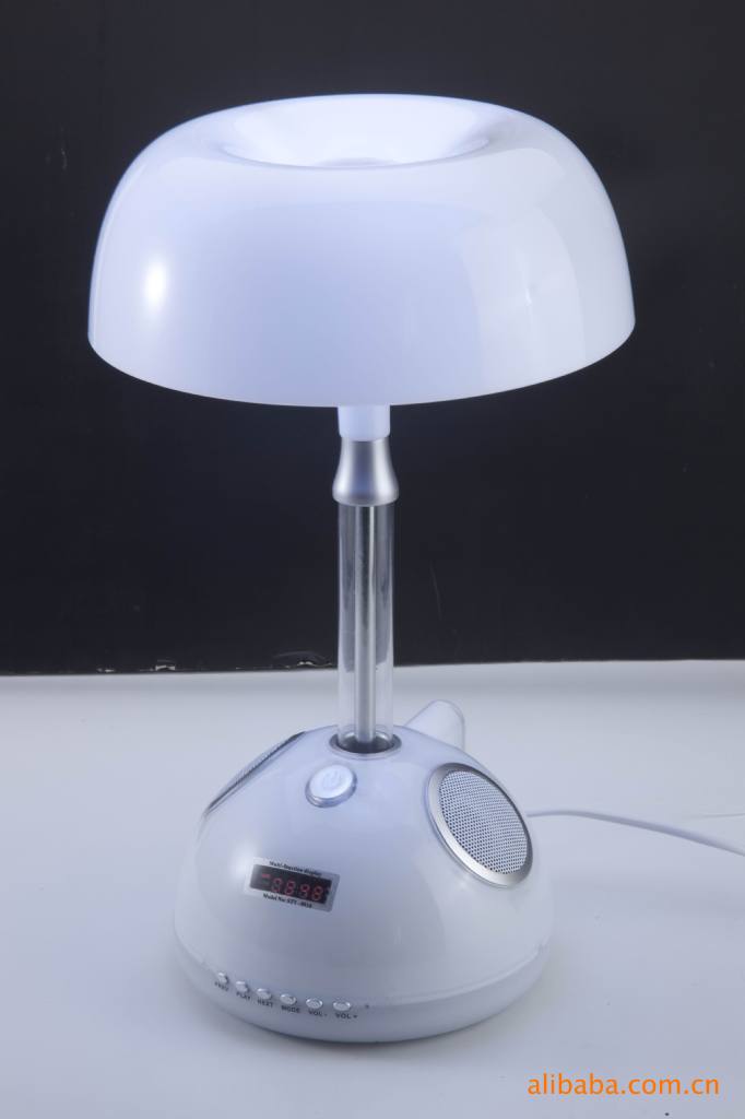 厂家供应高亮度led护眼台灯,节能台灯