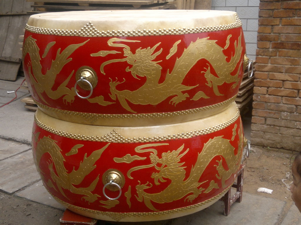 2米大鼓 威风战鼓 金龙鼓 牛皮大鼓 舞台大鼓1.5米1.8米都有