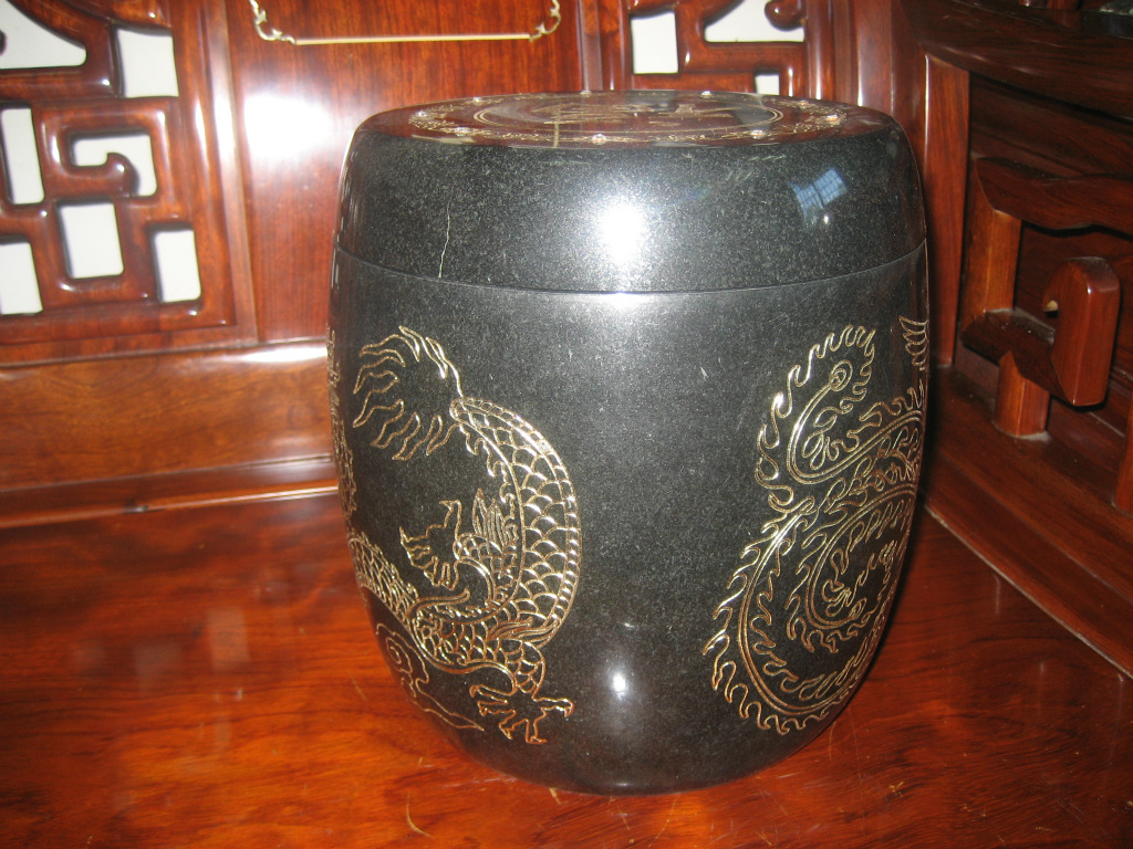 黑花岗石冬瓜型骨灰坛缸盅罐桶(经文) 骨灰盒 骨灰盒厂家 骨灰坛