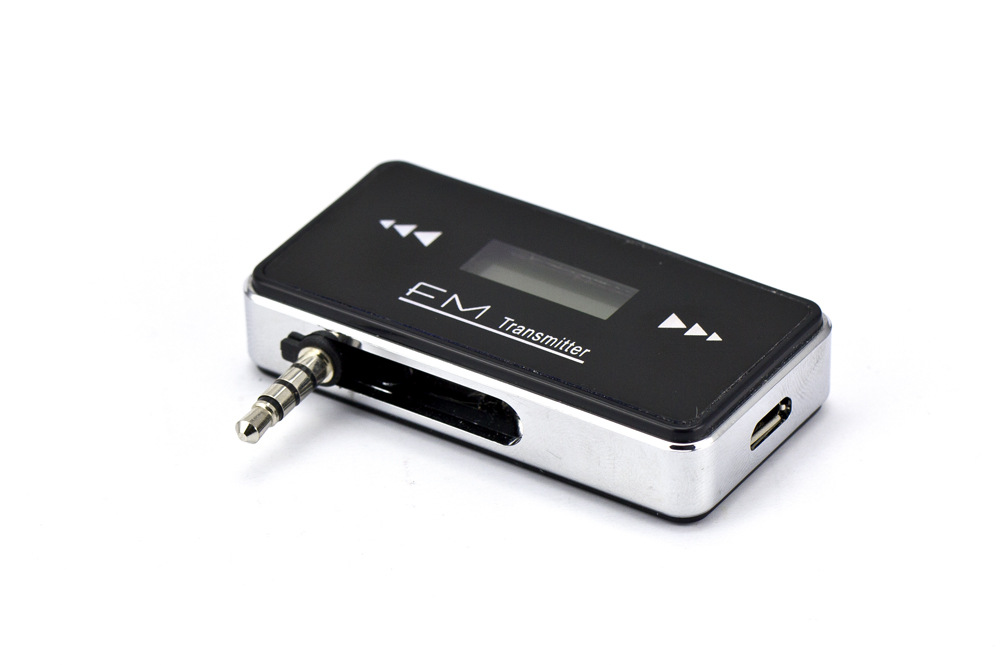 供应车载fm调频发射器 fm发射器批发 3.5mm音频接口手机fm发射器