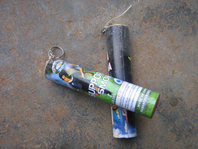 球迷军迷用彩烟拉环彩烟信号彩烟野外求救信号烟雾