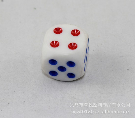 森悦塑料圆角13mm白底红蓝点骰子