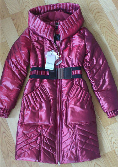 韩国金狐狸羽绒服 女式韩版上衣 时尚女装 超值价批发