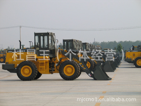 公司面向全国销售各种二手挖掘机 铲车 等各种二手工程机械