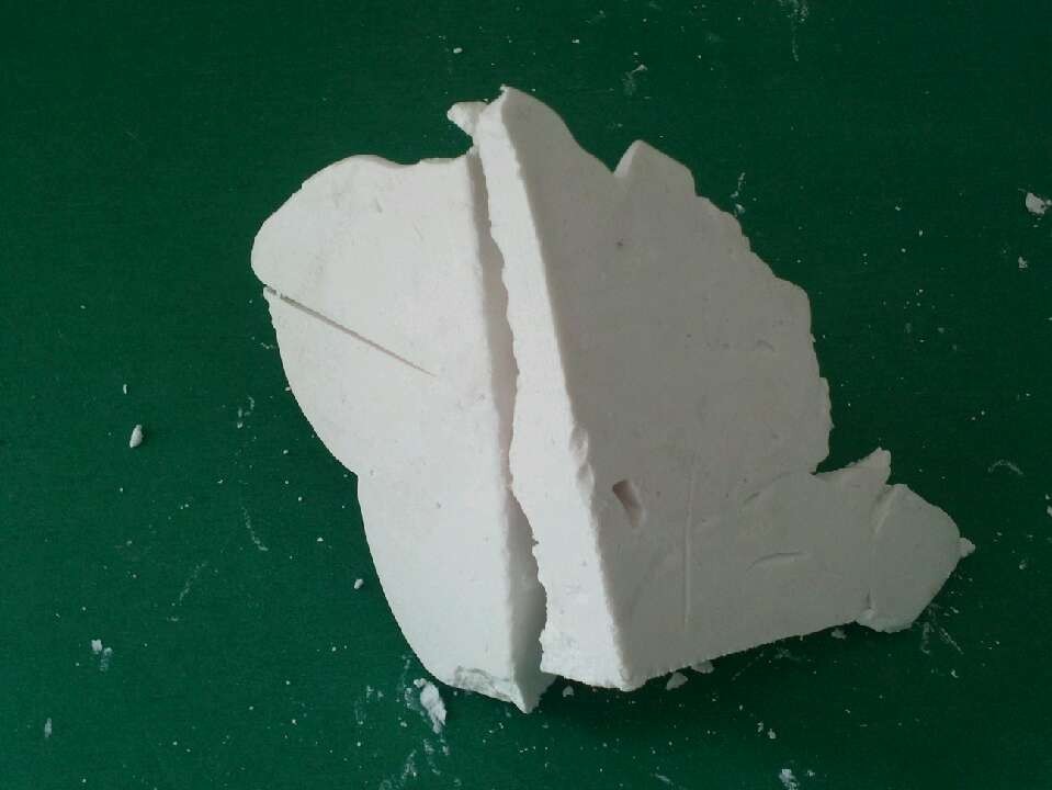 供应超白超硬石膏,白石膏,红石.