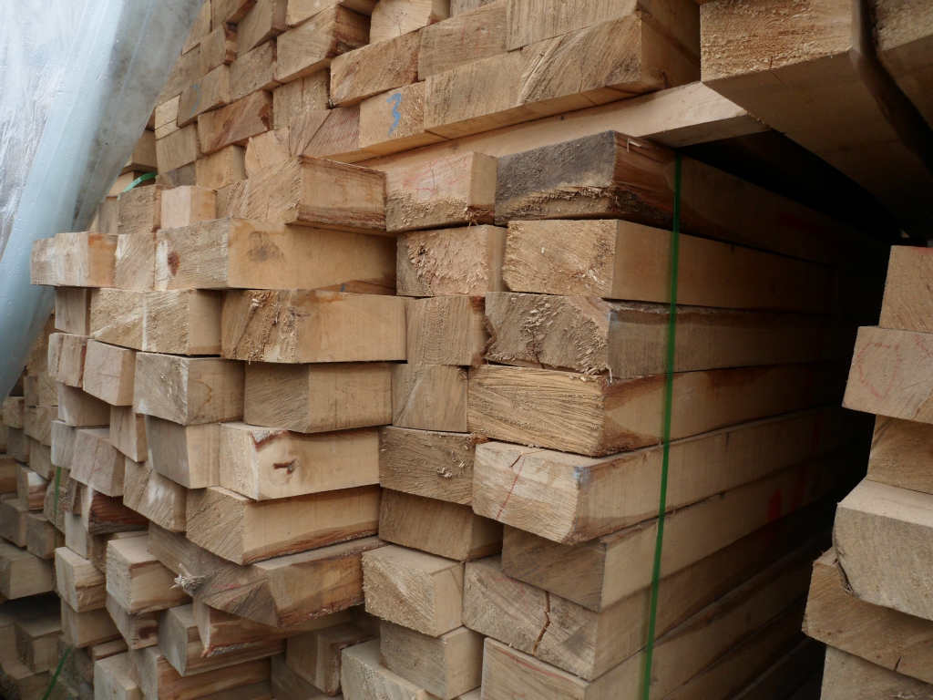 东北椴木板方批发各种规格厂家直销