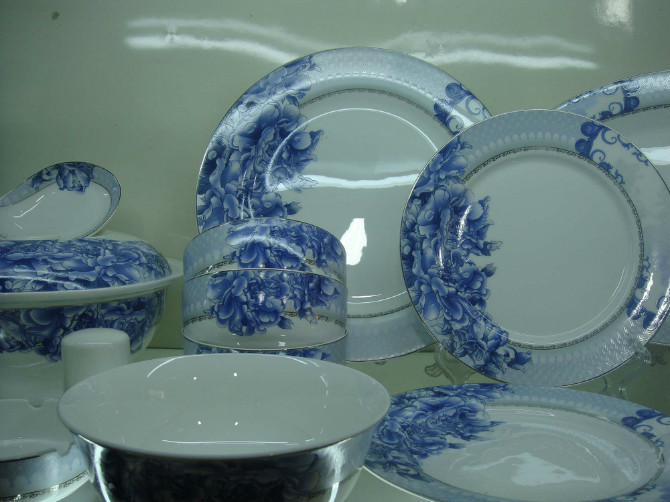 st爱诗迪**一级骨瓷中餐具[深谷寻香]46头唐山制造