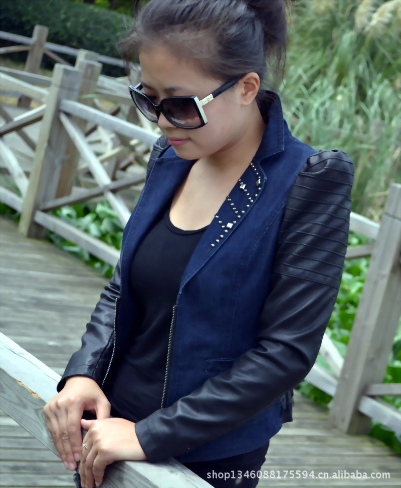 杨吉芳 时尚朋克风格皮质小西装 西装下的性感诱惑