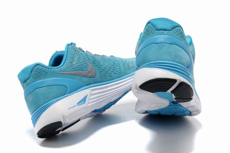 厂家直销 耐克运动鞋 nike 登月5代新款反毛皮男女跑鞋运动鞋批发图片