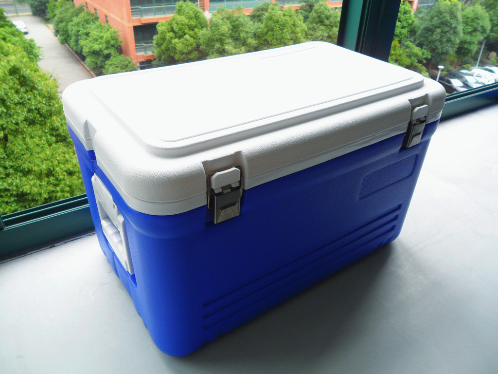 专业生产供应33lpu保温箱海鲜运输医用低温冷藏箱疫苗配送