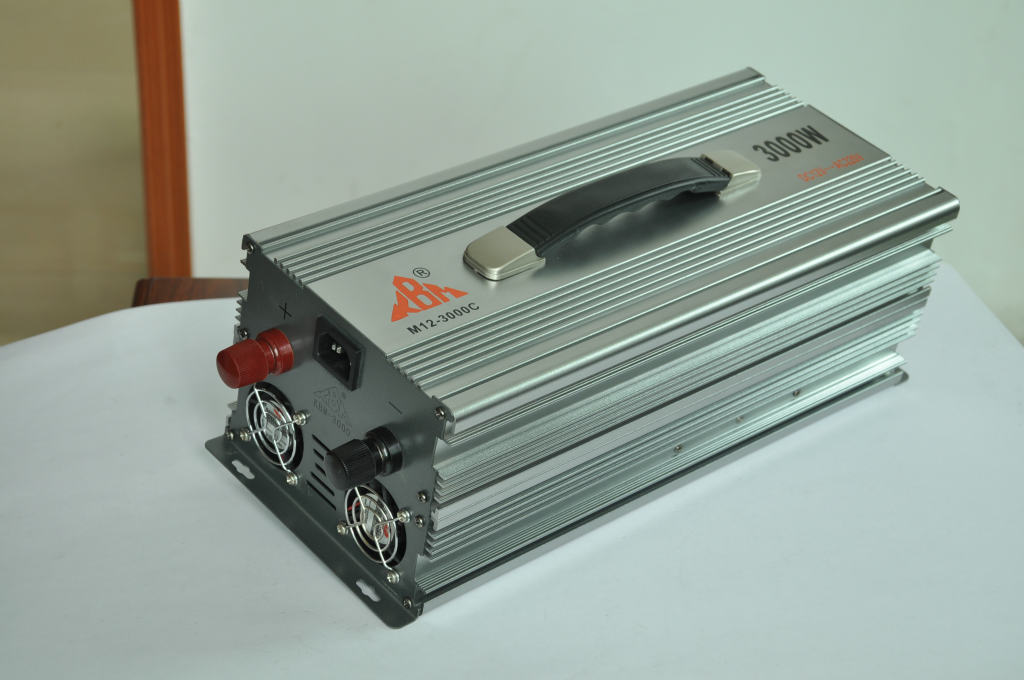 厂家直销大功率3000w逆变器带充电