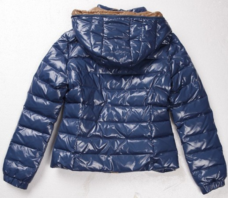 杭州珐珀服饰有限公司 产品供应 > 品牌原单女 带帽羽绒服 短款羽绒服