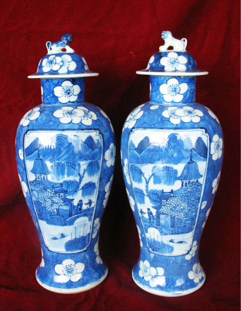 批发采购陶瓷工艺品-供应清光绪仿康熙冰梅纹开光人物山水带盖梅瓶