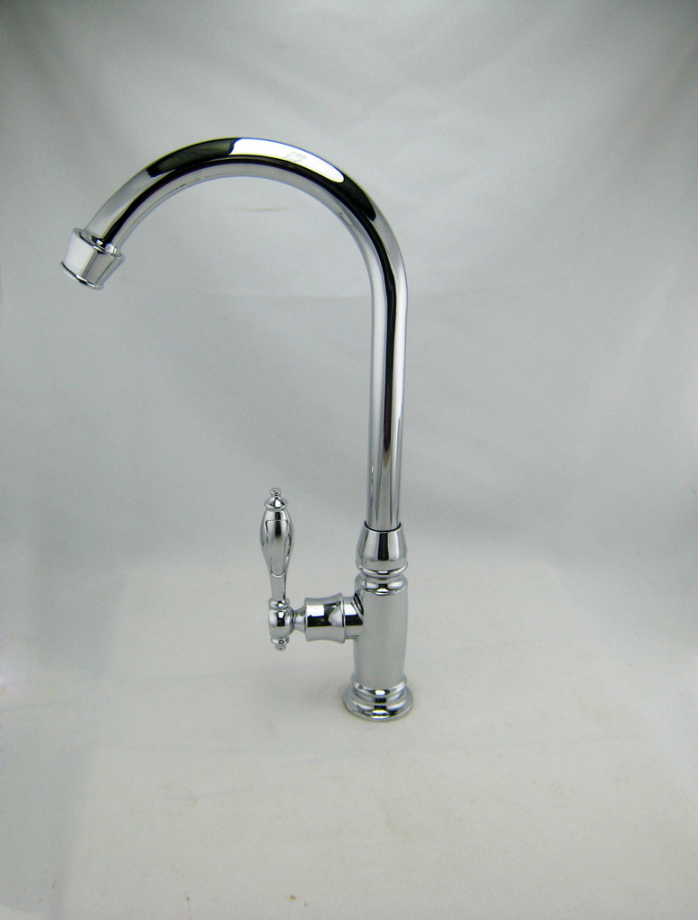 单冷厨房水龙头双环造型镀铬水龙头