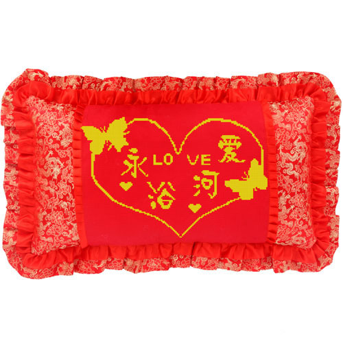 永浴爱河十字绣抱枕批发