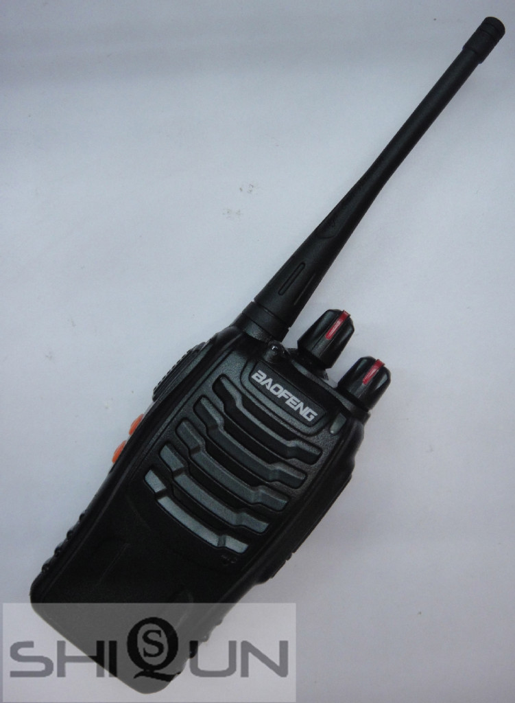 宝锋bf-888s对讲机 宝峰888s 锂电 民用对讲机 带手电筒 特价