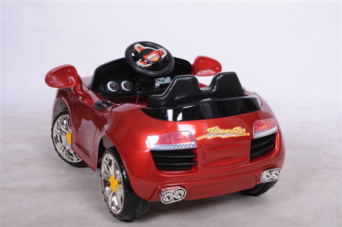 一同玩具厂家大量生产批发,高档多功能电动用车,摩托车,摇摆车