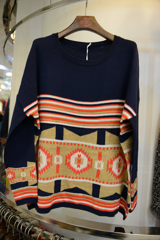 毛衣批发厂家名族风复古圆领宽松大码针织衫毛衣批发95033