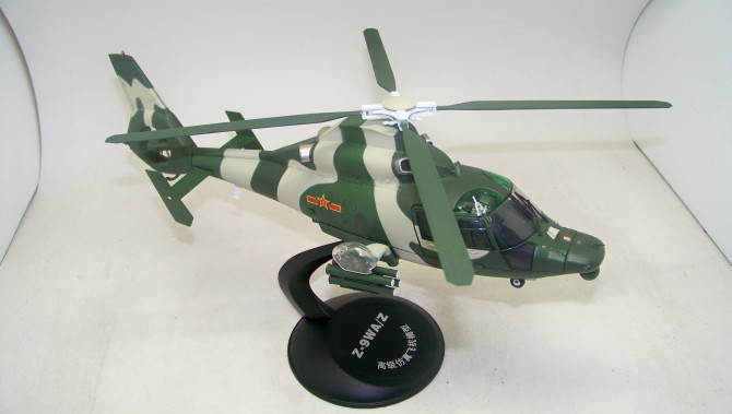 产品中心 模型玩具 > 国产1:48 直九长度:35cm 完美合金限量版 涂装