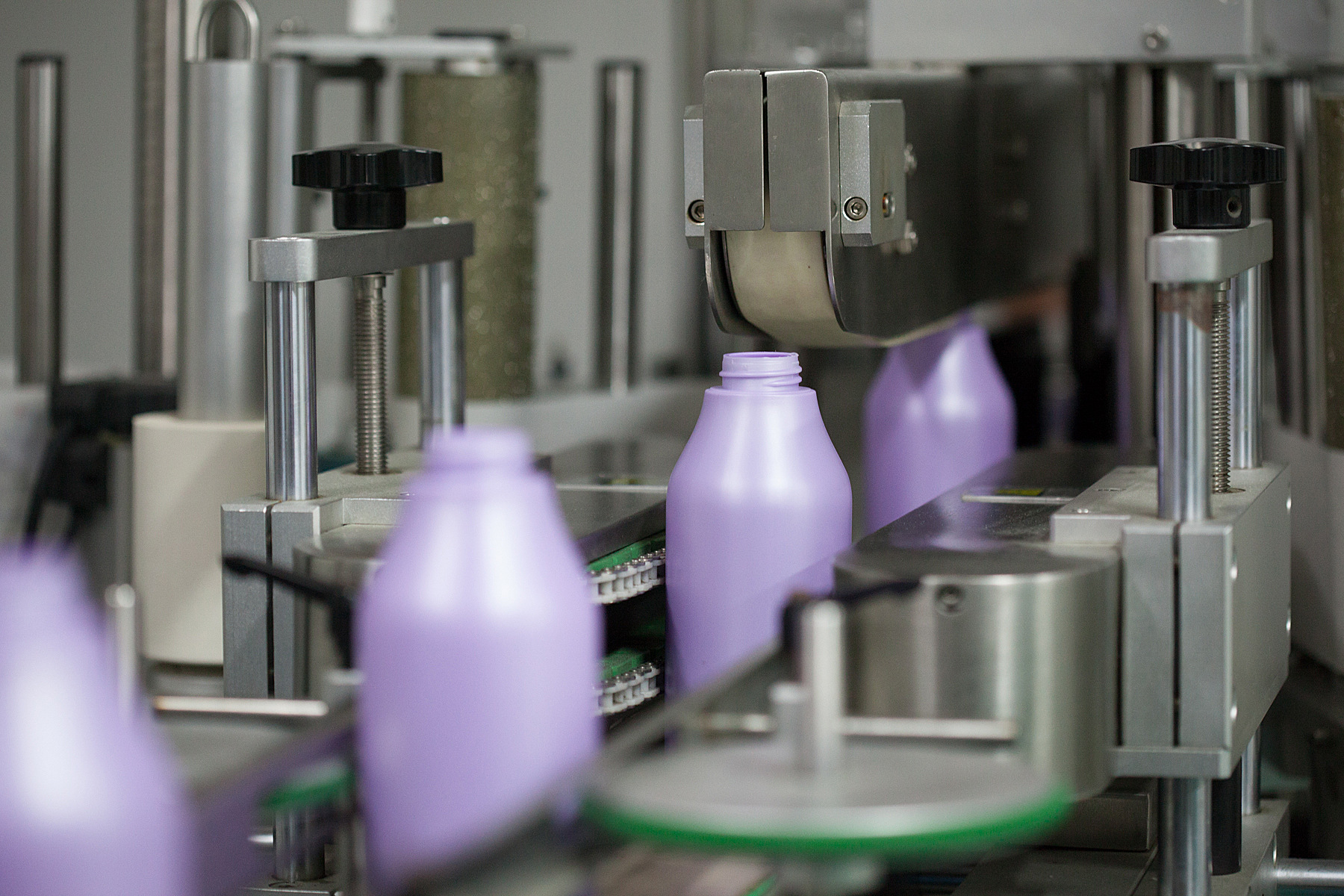 洗发水加工沐浴露加工洗发水厂家沐浴露批发保证质量正品