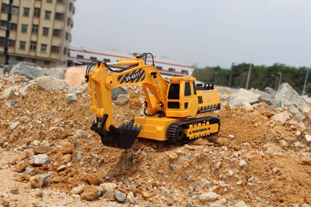 遥控挖土机挖掘机玩具双鹰无线超大号充电遥控儿童玩具工程车礼物