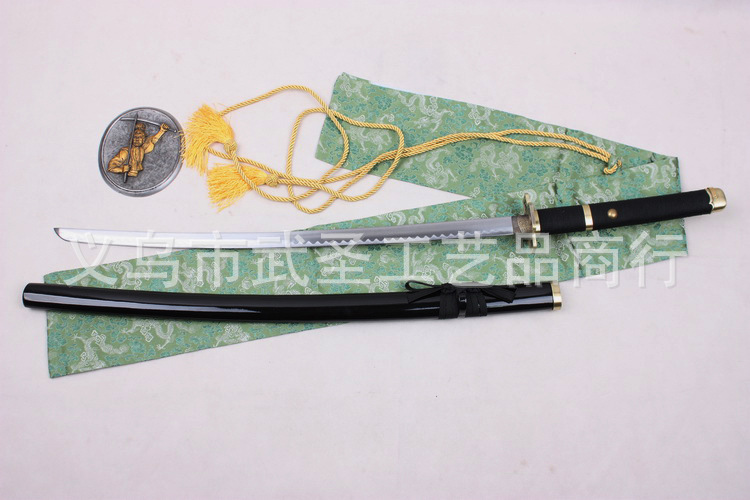 日本动漫道具《海贼王》索隆三刀之雪走 银色波浪纹 未开刃 104cm