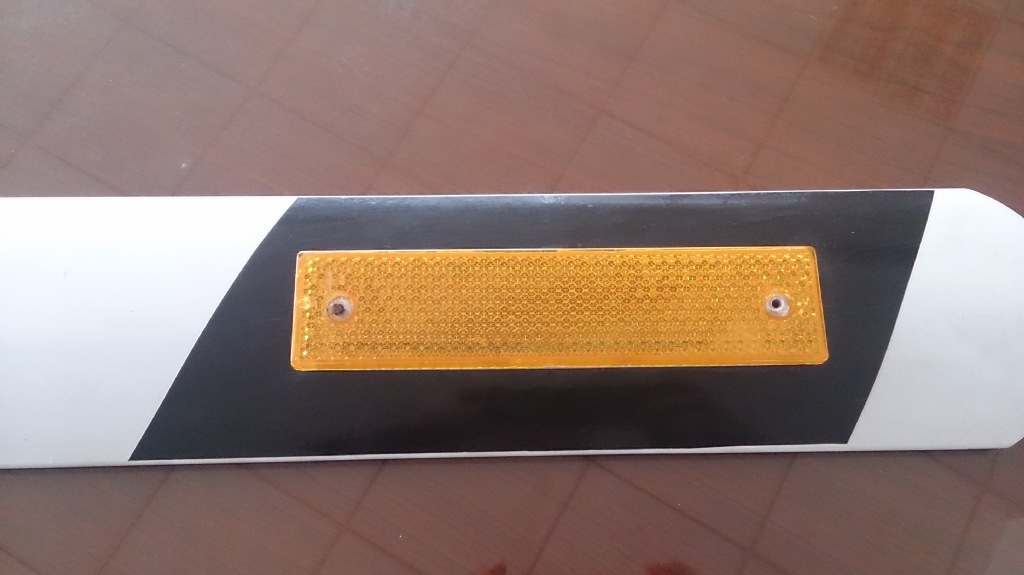 供应 远大片式轮廓标 100*1100 塑料轮廓标