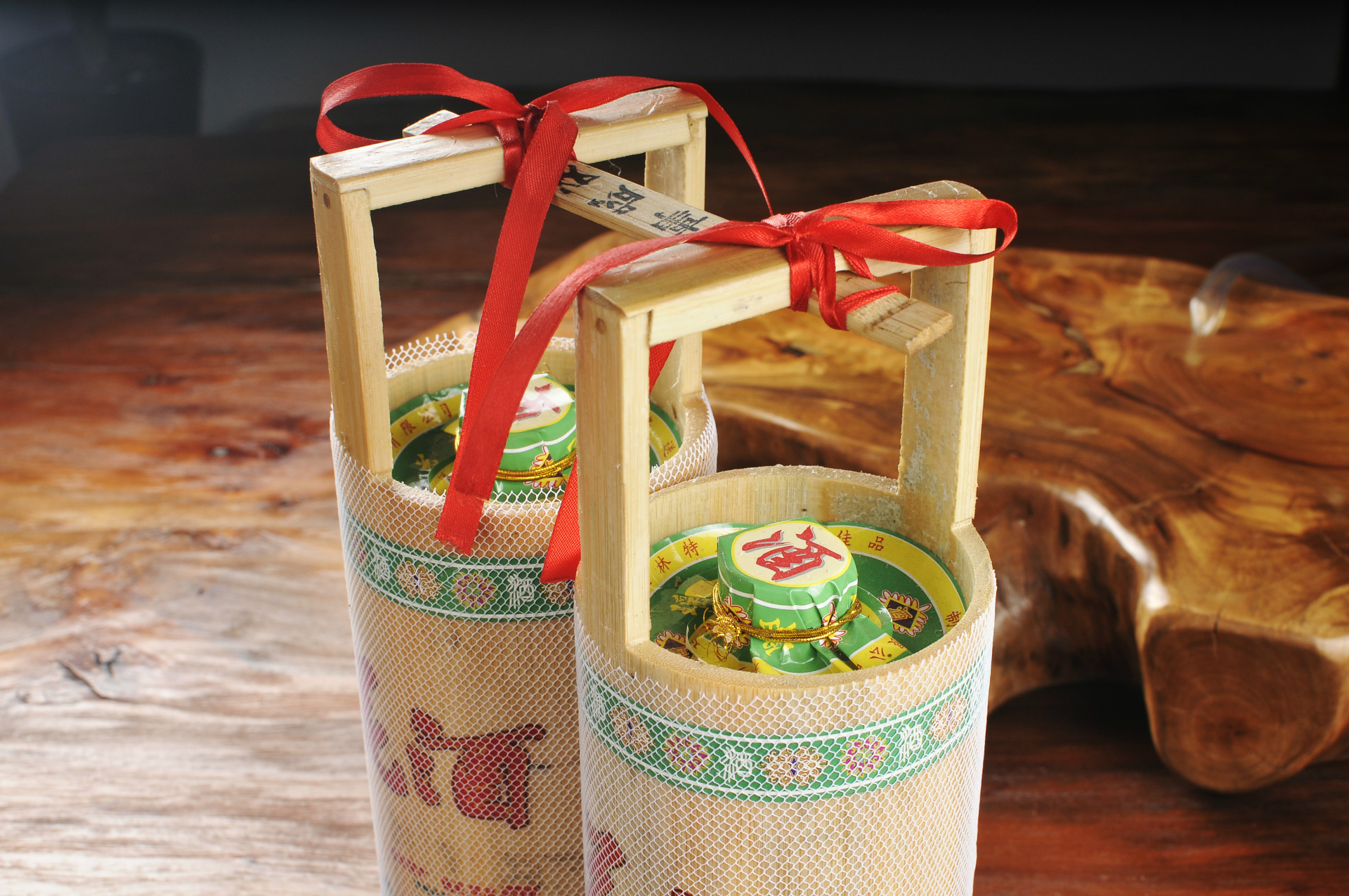 供应广西特产桂林担子竹筒三花酒