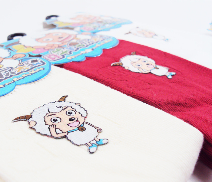 新款喜羊羊与灰太狼童袜 秋冬厚棉对目单色袜子 正品批发c4787