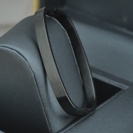 热卖 黑钛钢方形钛钢手镯 英伦风 钛钢手环男生手环 情侣手环