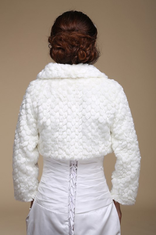 工厂专业批发秋冬季时尚新款婚庆婚纱配饰白色长袖皮草披肩