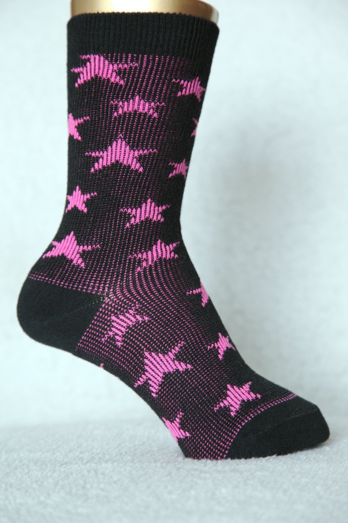 价钱实惠 星星花型荧光袜 优.