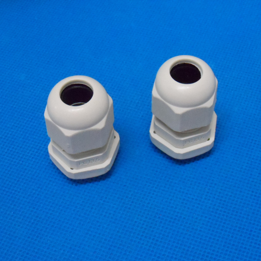 浙江乐清厂家供应pg12防水接头pg12塑料电缆接头