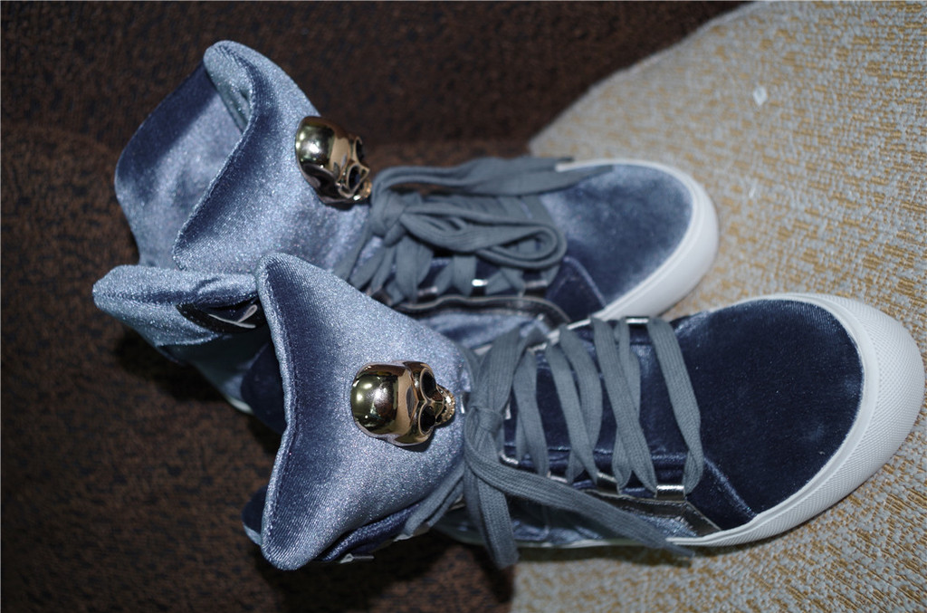 alexander mcqueen麦昆经典鬼头骷髅头金丝绒平底高帮绑带运动鞋