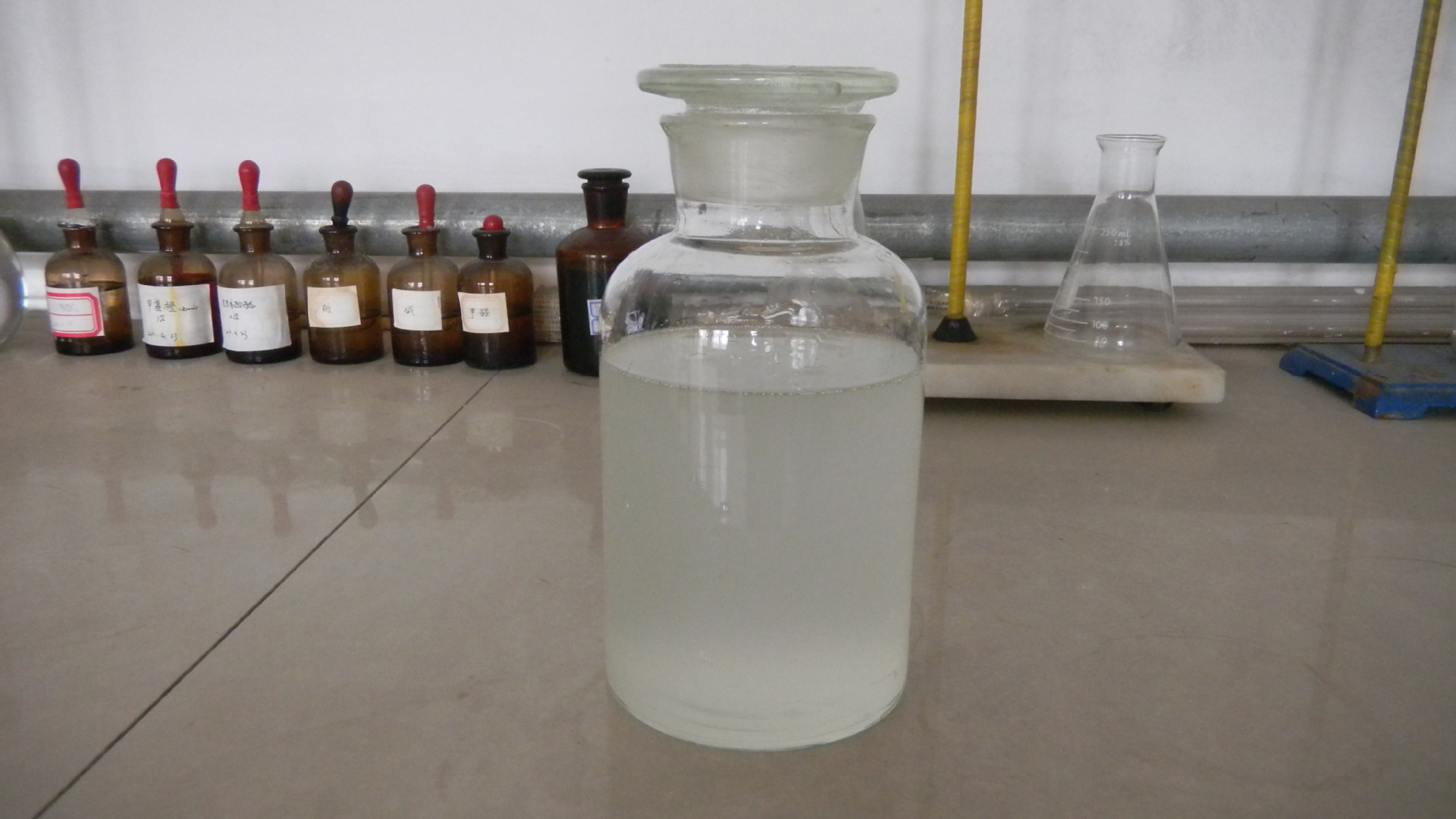 聚羧酸高性能减水剂 环保 高减水 低掺量