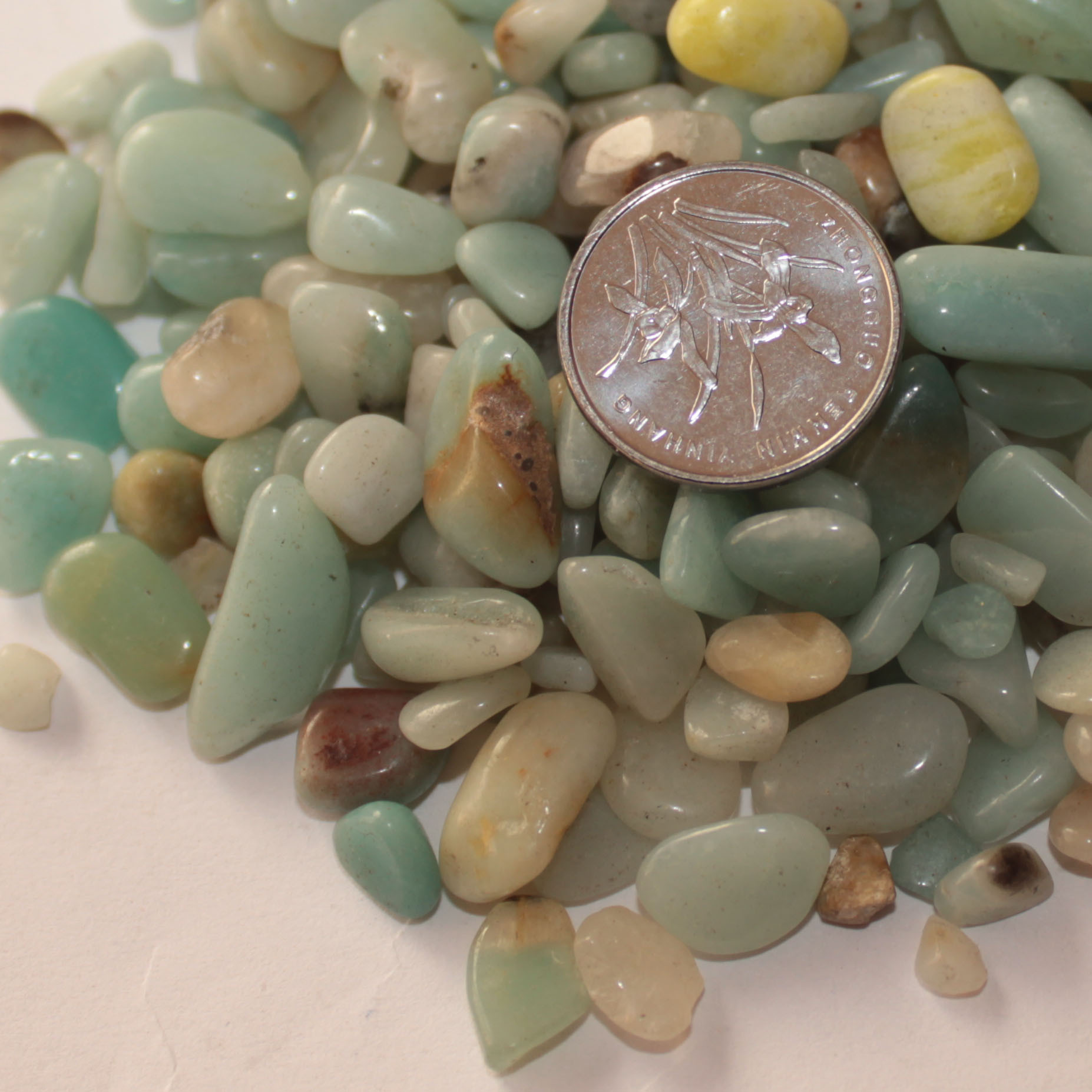 厂家批发供应 天然天鹅石碎石(1袋/100克) 消磁水晶碎石