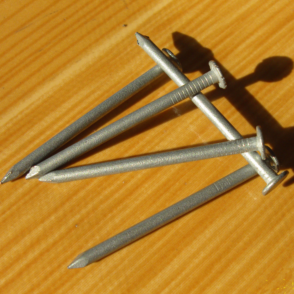 大量供应各种规格油毡钉,四方船钉,无头钉