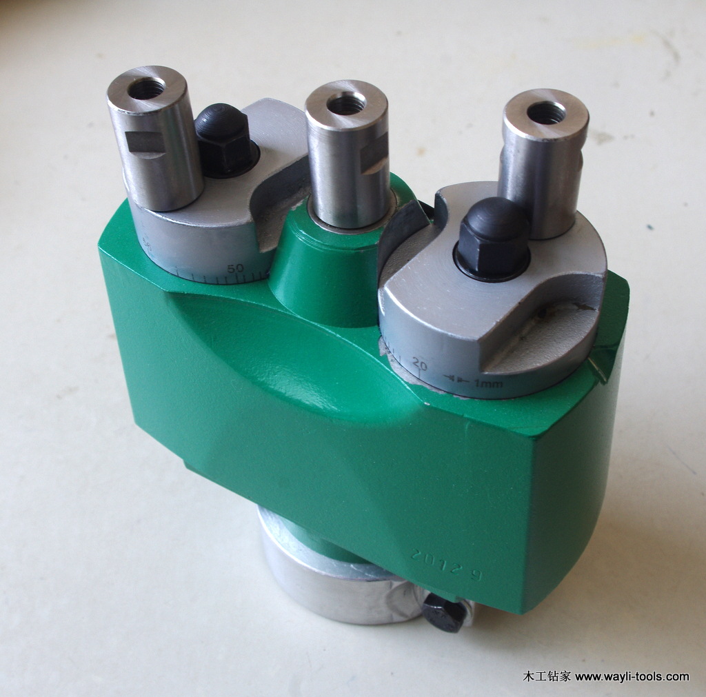 三头可调式木工钻机